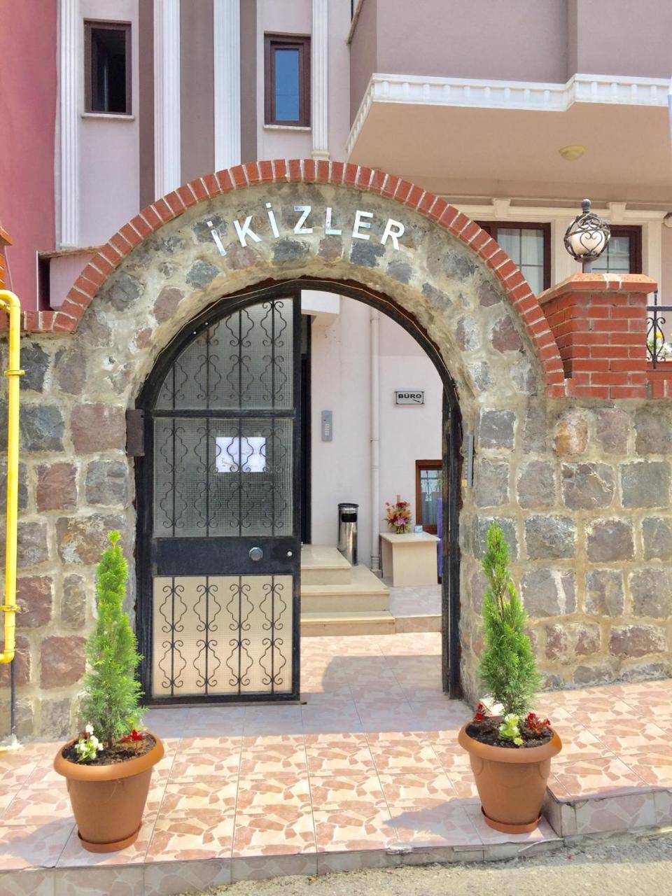 The Twins Apartmens Aparthotel Trabzon Ngoại thất bức ảnh